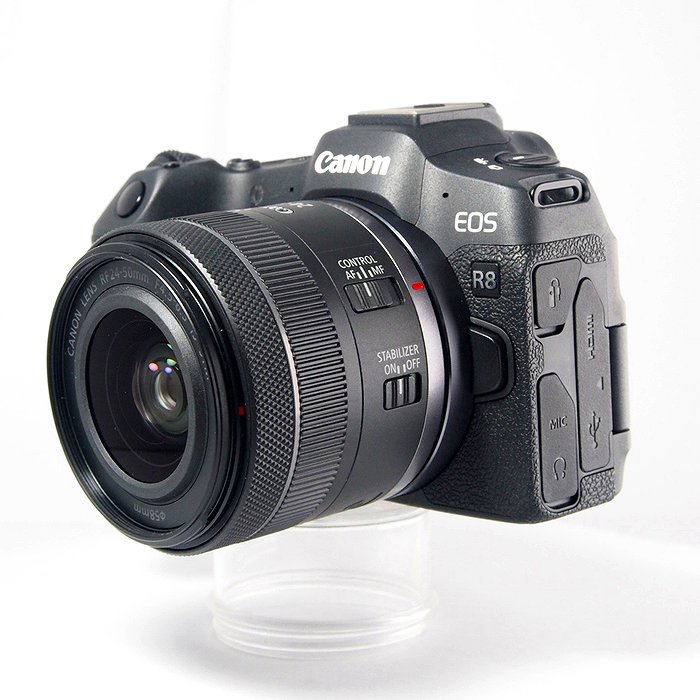 yÁz(Lm) Canon EOS R8 RF24-50 IS STM YKIT