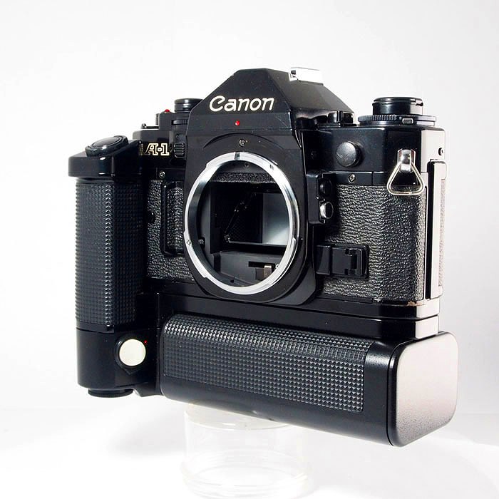 yÁz(Lm) Canon A-1 [^[hCuMA