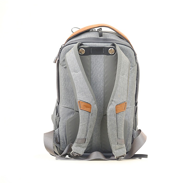 yÁz(߰޻޲) ߰޻޲ everyday backpack zip 15L
