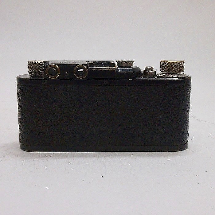 yÁz(CJ) Leica IC (IID )