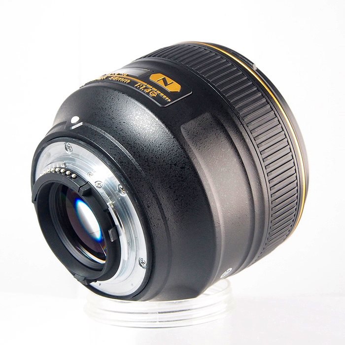 yÁz(jR) Nikon AF-S 58/F1.4G