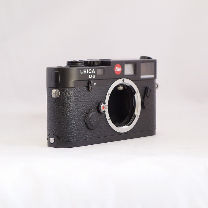 yÁz(CJ) Leica M6 ubN