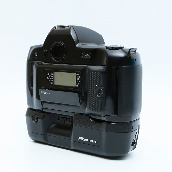 yÁz(jR) Nikon F90x {fB+MB-10