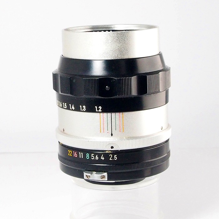 yÁz(jR) Nikon Nikkor-P Auto 10.5cm/2.5