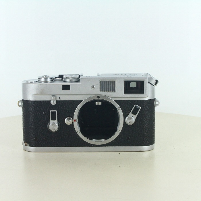 yÁz(CJ) Leica M4