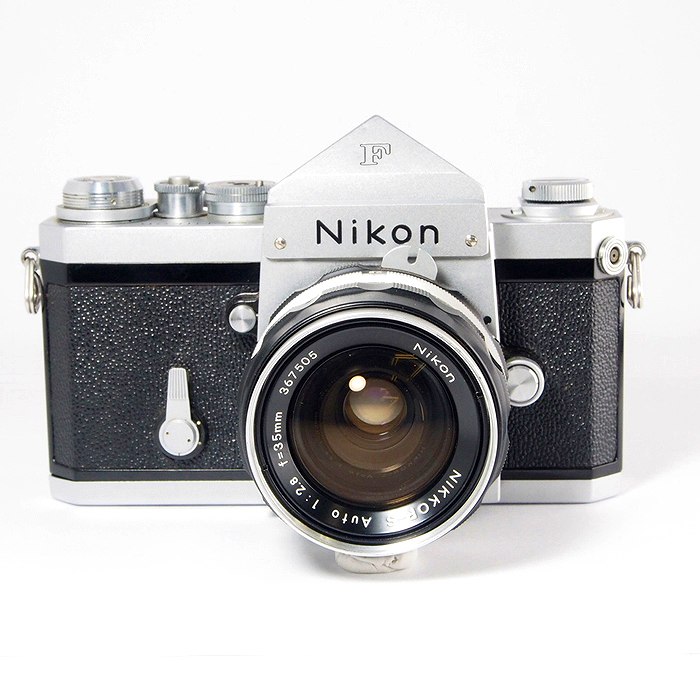yÁz(jR) Nikon F+35/2.8