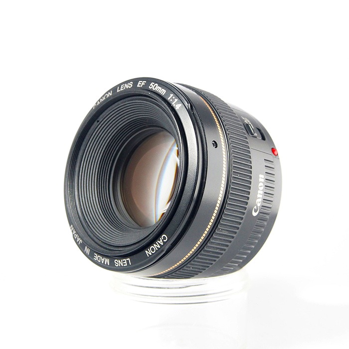 yÁz(Lm) Canon EF50/F1.4 USM