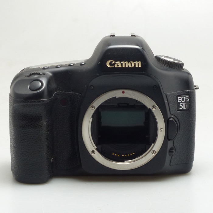yÁz(Lm) Canon EOS 5D {fC