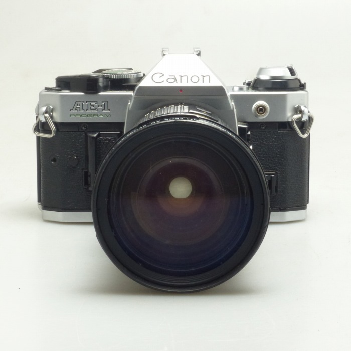 yÁz(Lm) Canon AE-1 vO Vo[ 35-105/3.5 t