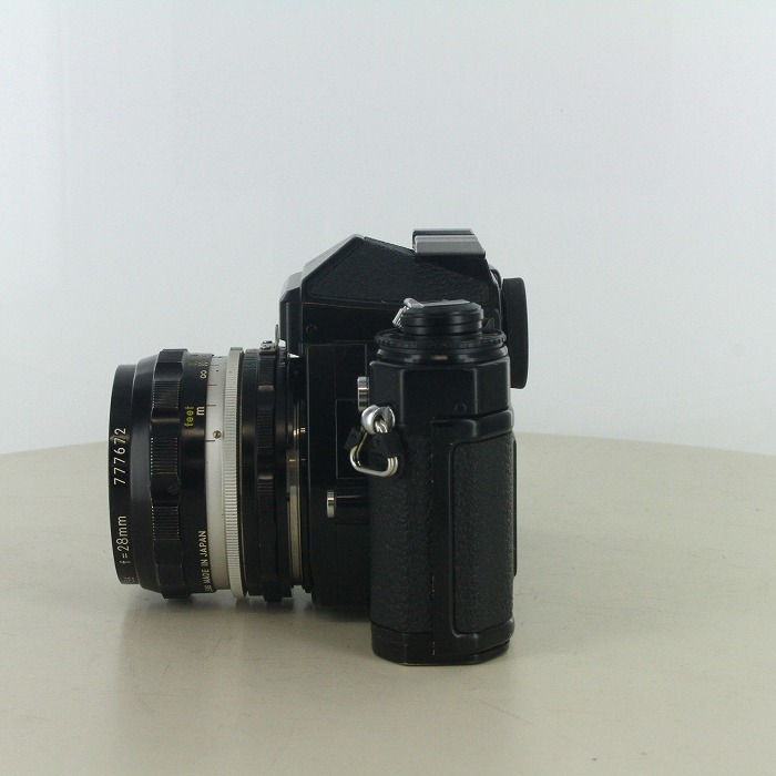 yÁz(jR) Nikon FE2 BK+Auto28/3.5