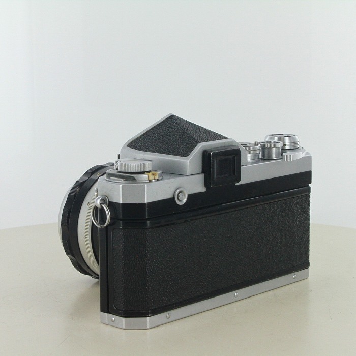 yÁz(jR) Nikon F+Auto50/1.4