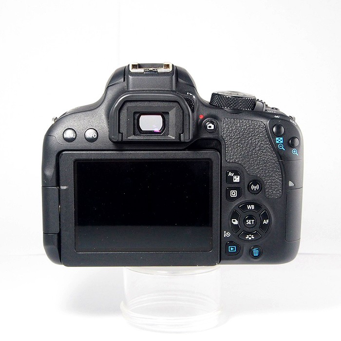yÁz(Lm) Canon EOS KISS X9i