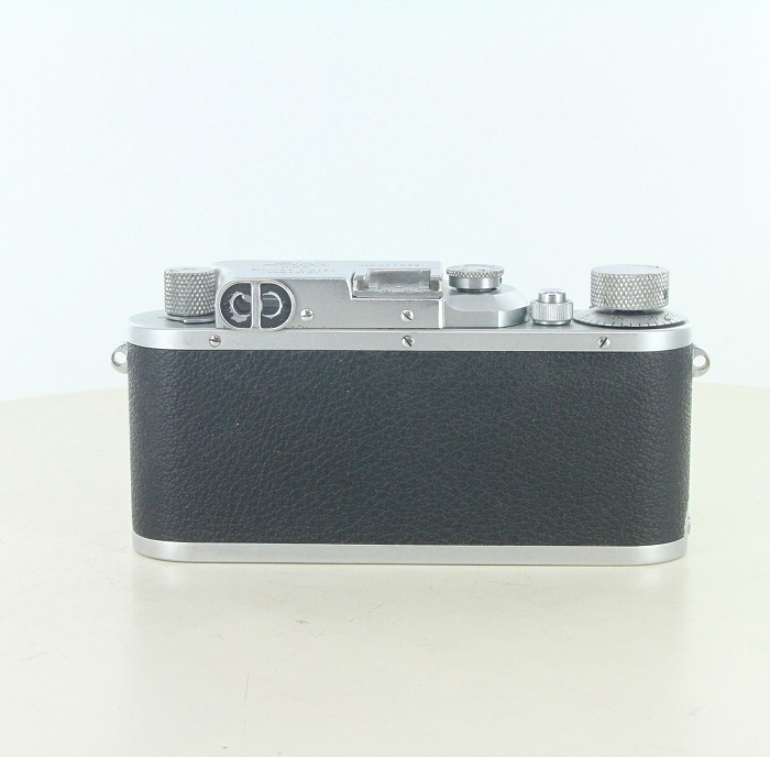 yÁz(CJ) Leica VB