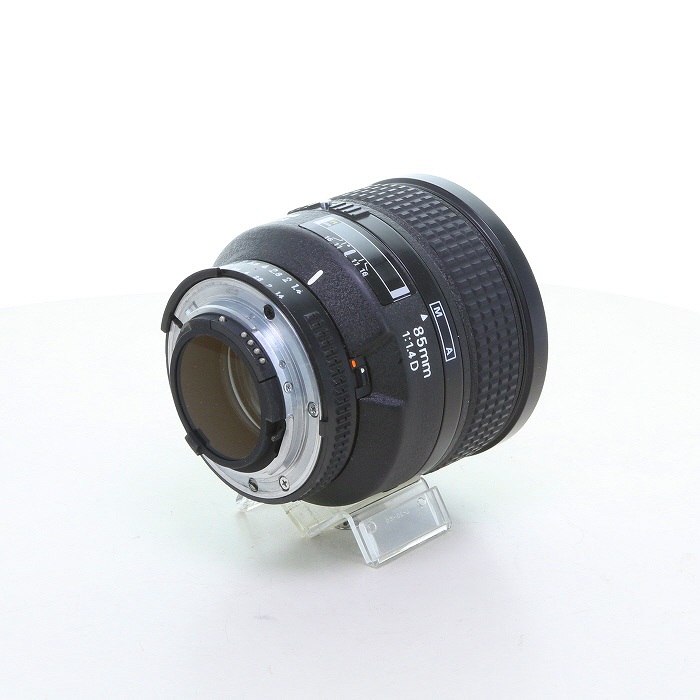 yÁz(jR) Nikon AI AF 85/F1.4D IF