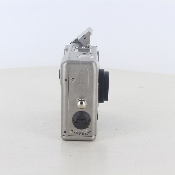 yÁz(Lm) Canon IXY IX240 camera