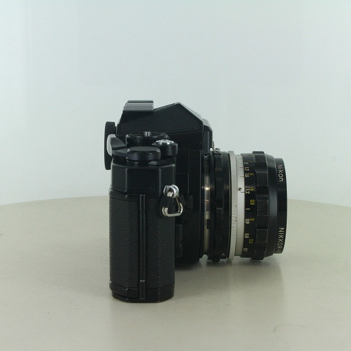 yÁz(jR) Nikon FE2 BK+Auto28/3.5