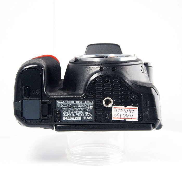 yÁz(jR) Nikon D5500 {fC ucN