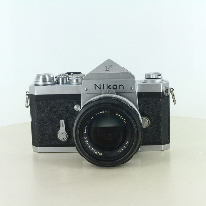 yÁz(jR) Nikon F+50/1.4