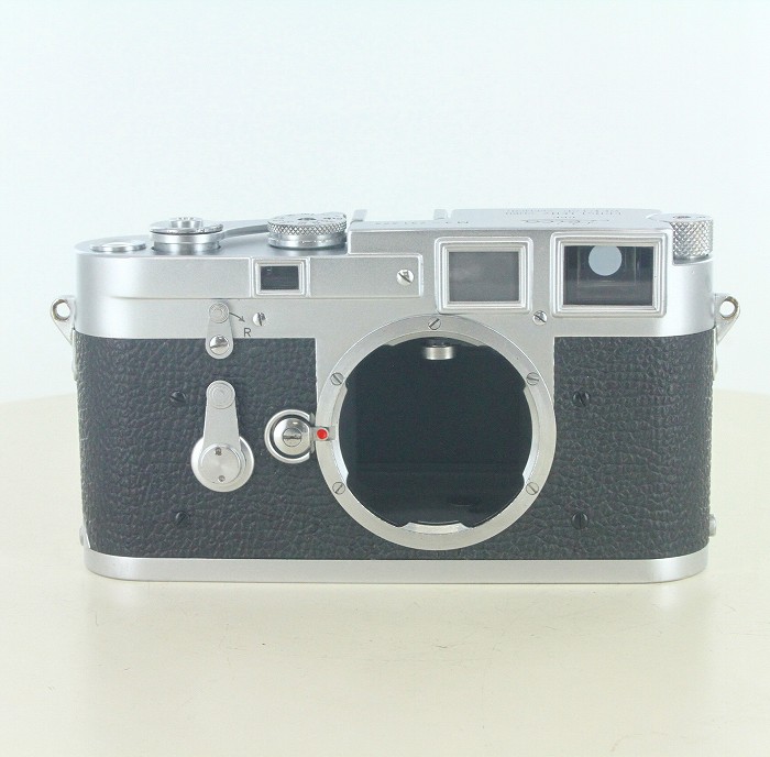 yÁz(CJ) Leica M3 DS