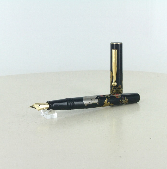 【中古】(パイロット) PILOT 干支万年筆 高蒔絵 戌(イヌ) (旧型)