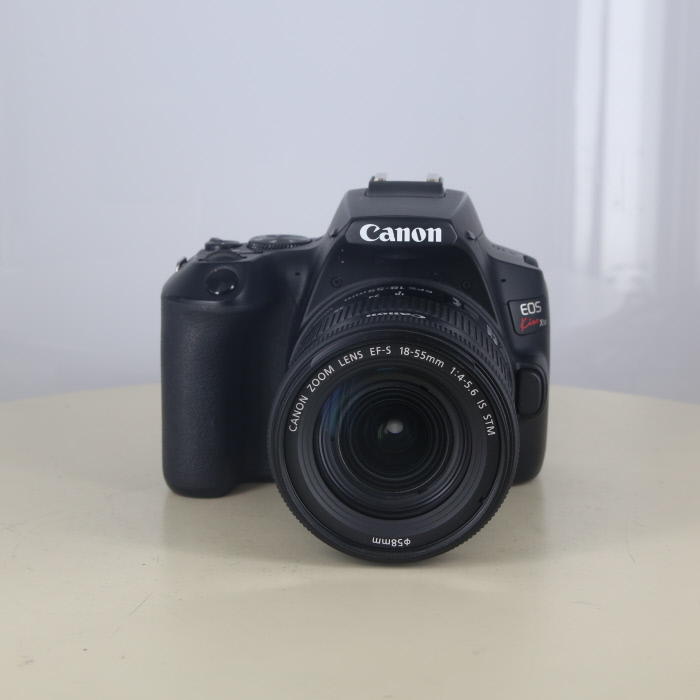 【中古】(キヤノン) Canon EOS KISS X10/EF-S18-55 IS STM レンズキツト BK