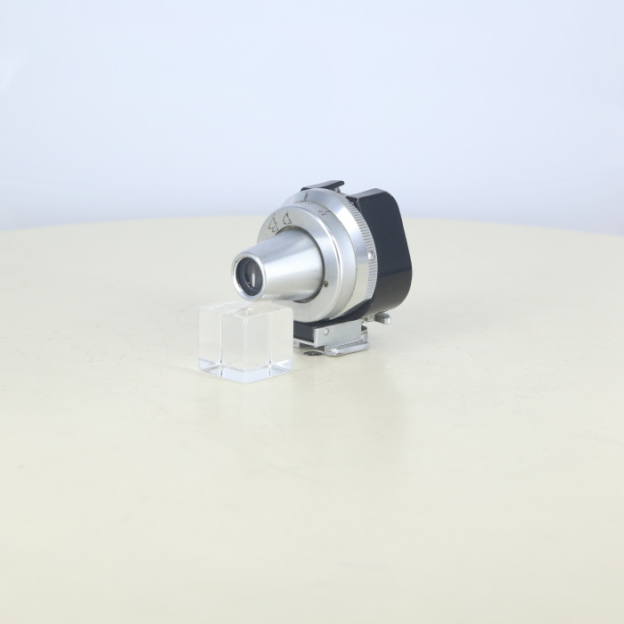 yÁz(CJ) Leica jo[Tt@C_[