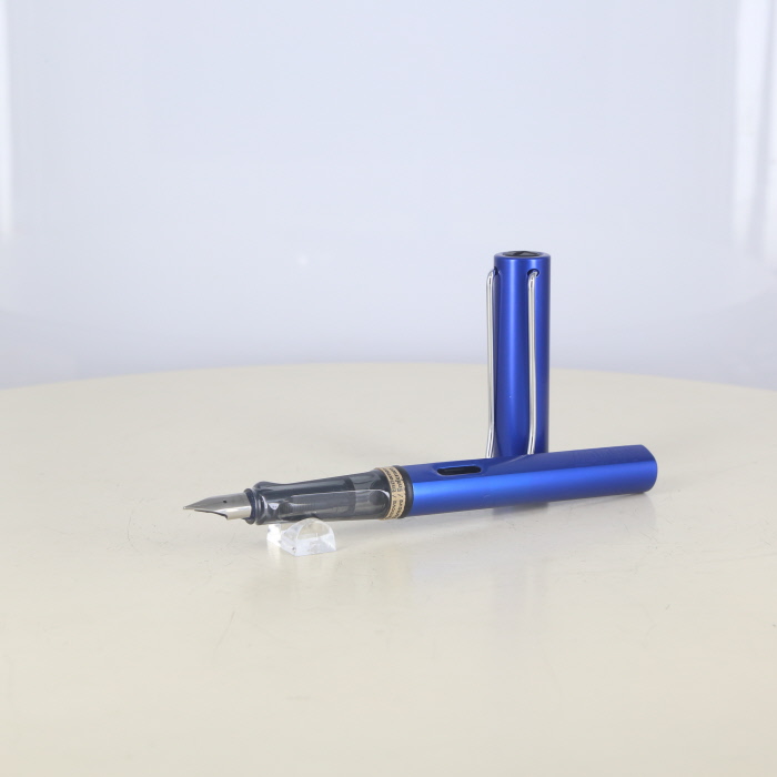 �y���Áz(���~�[) LAMY �T�t�@�� �u���[
