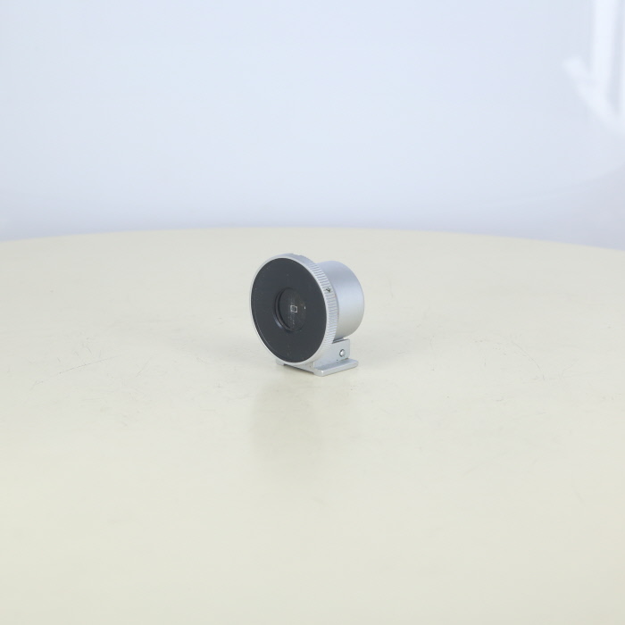 yÁz(CJ) Leica 135mm t@C_[ Vo[