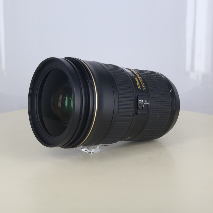 �y���Áz(�j�R��) Nikon AF-S 24-70/2.8G