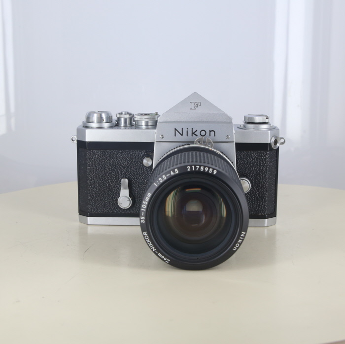 �y���Áz(�j�R��) Nikon F �A�C���x�� ���� �V���o�[+Zoom NIKKOR 35-105/3.5-4.5