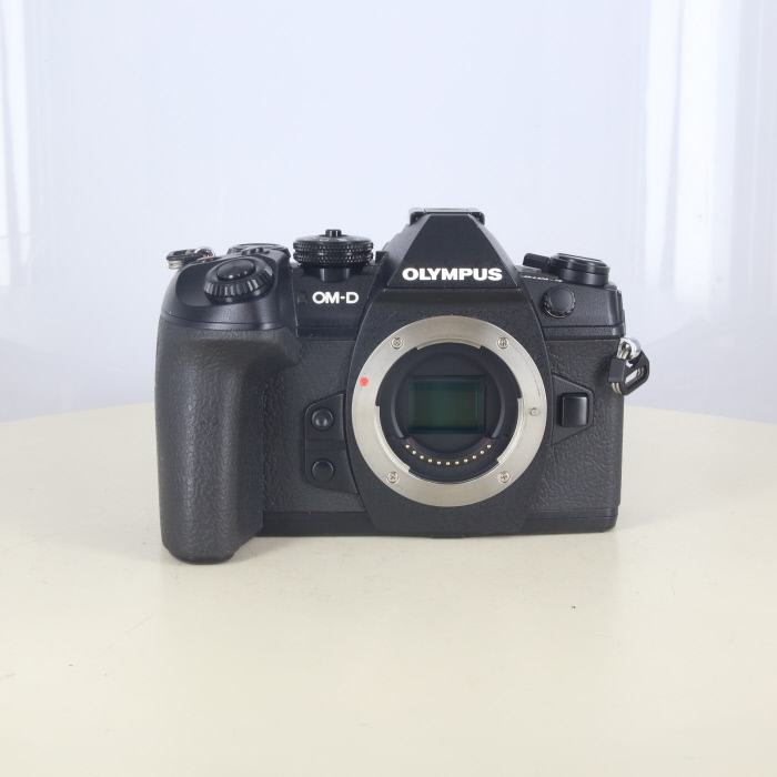 �y���Áz(�I�����p�X) OLYMPUS OM-D E-M1 MARK2 ���[�d�팇�i