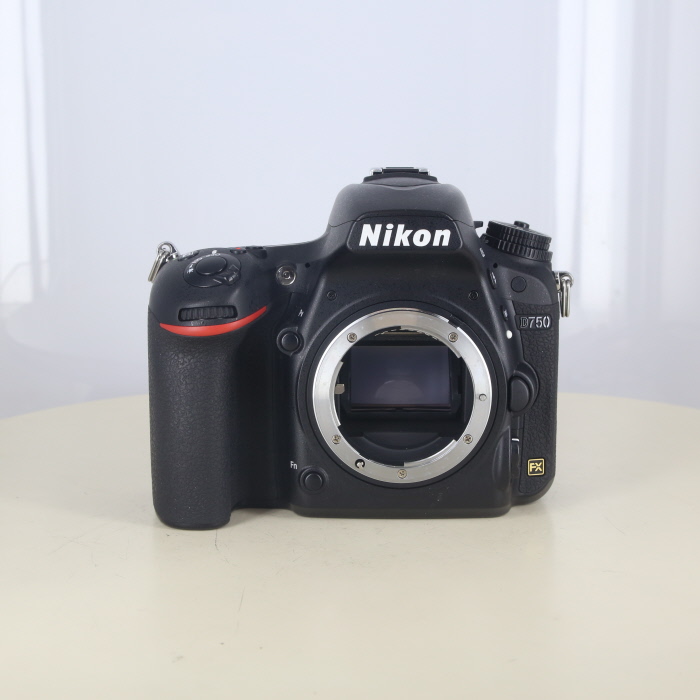 【中古】(ニコン) Nikon D750 ボディ