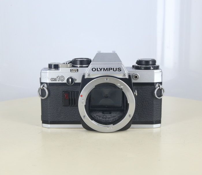 【中古】(オリンパス) OLYMPUS OM-10 シルバー