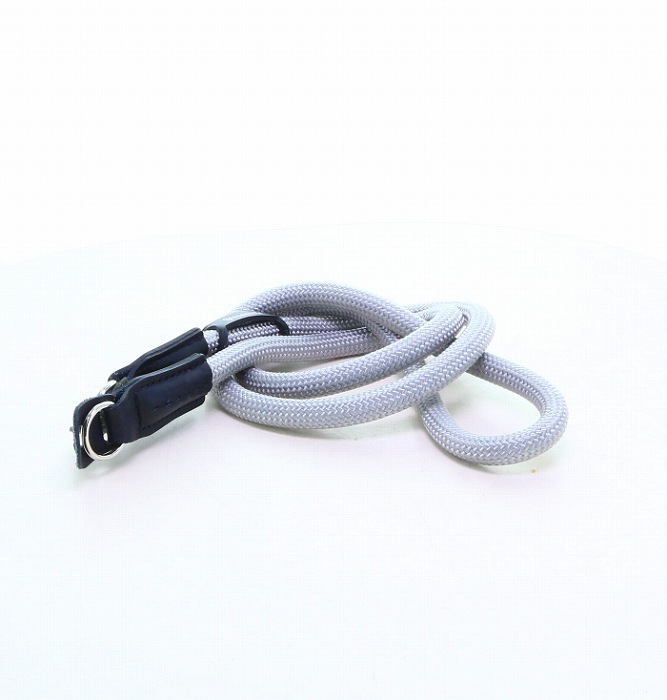 【中古】YOSEMITE CAMERA STRAP SILVER 111cm