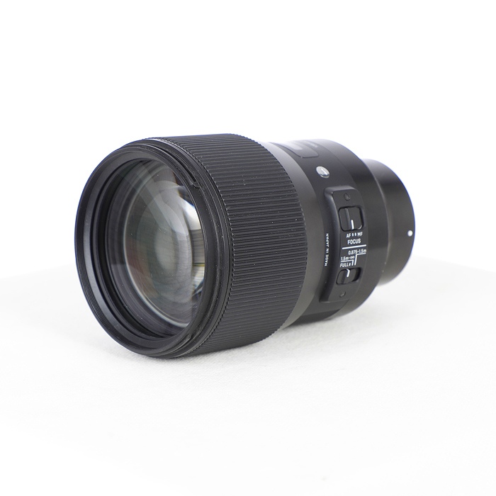 【中古】(シグマ) SIGMA 135/F1.8 DG HSM ART SE