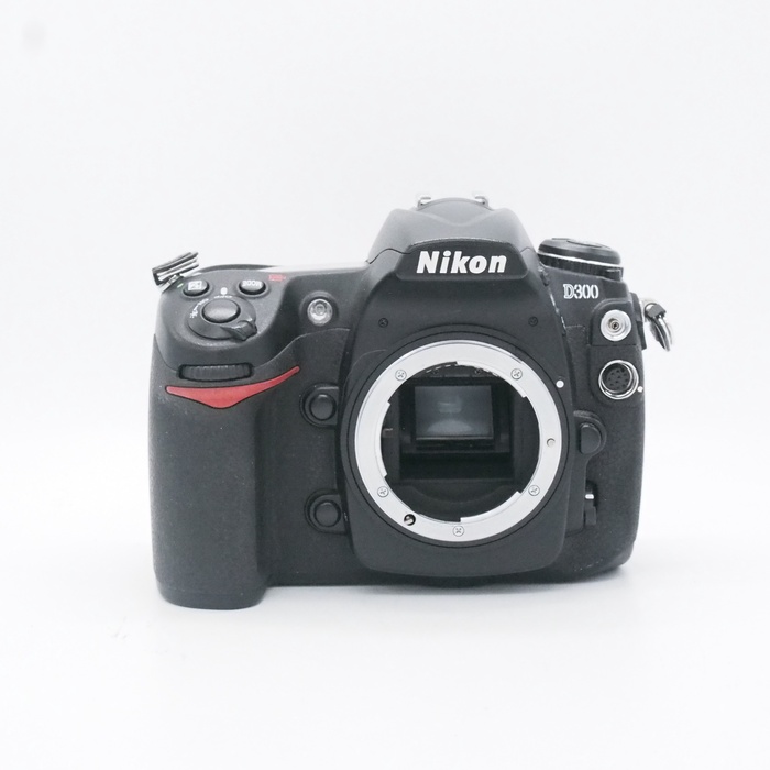 【中古】(ニコン) Nikon D300 ボデイ