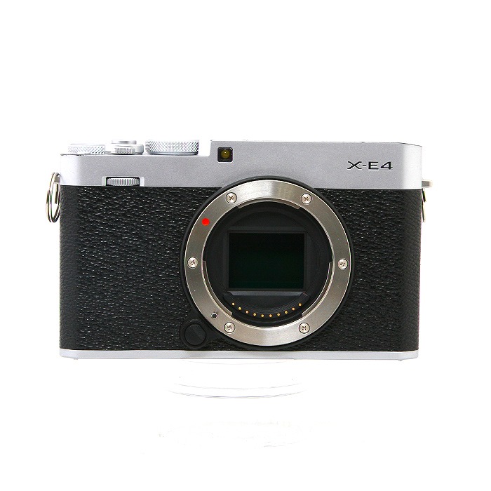 【中古】(フジフイルム) FUJIFILM X-E4-S シルバー ボディ・バッテリーノミ