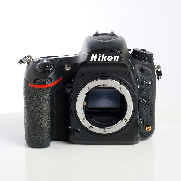 【中古】(ニコン) Nikon D750 ボデイ