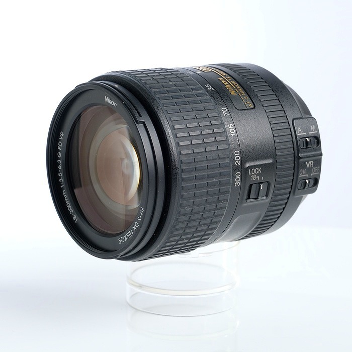 【中古】(ニコン) Nikon AF-S DX 18-300/F3.5-6.3G ED VR