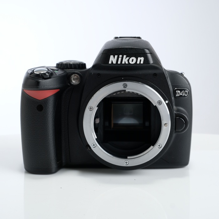 �y���Áz(�j�R��) Nikon D40 �u���c�N