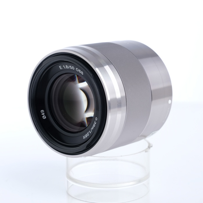 【中古】(ソニー) SONY E50/1.8 OSS SEL50F18S シルバー