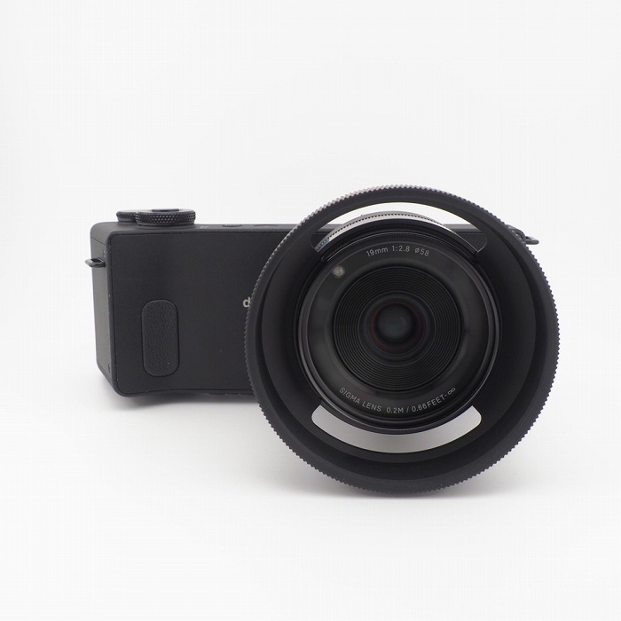 yÁz(VO}) SIGMA DP1 QUATTRO