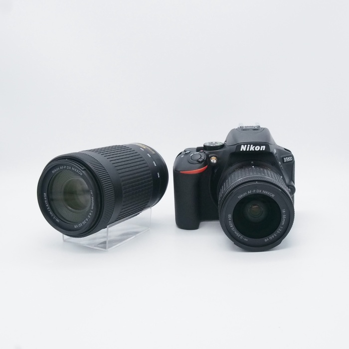【中古】(ニコン) Nikon D5600 ダブルズームキツト