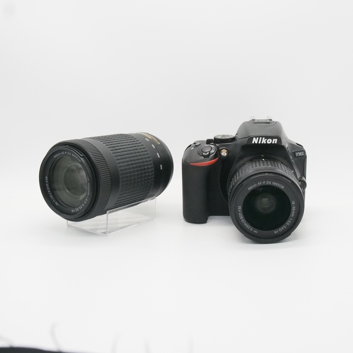 【中古】(ニコン) Nikon D5600 ダブルズームキツト