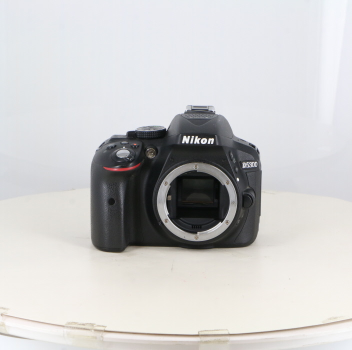 【中古】(ニコン) Nikon D5300 ボディ ブラック