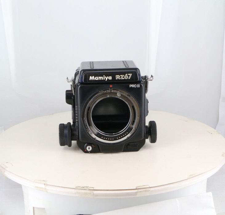 【中古】(マミヤ) Mamiya RZ67 PROFESSIONAL II+120フィルムホルダー