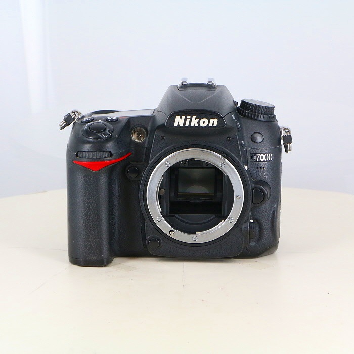 �y���Áz(�j�R��) Nikon D7000 �{�f�B