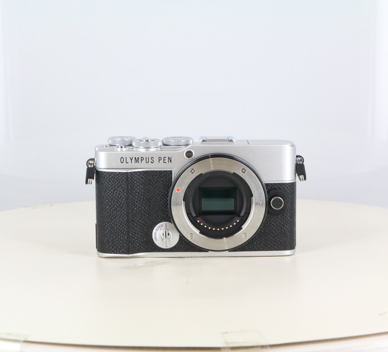 【中古】(オリンパス) OLYMPUS E-P7 ボディ シルバー