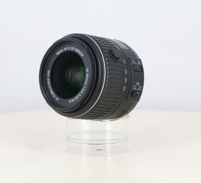 �y���Áz(�j�R��) Nikon AF-S DX 18-55/3.5-5.6G VR II