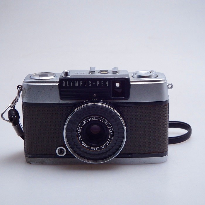 �y���Áz(�I�����p�X) OLYMPUS PEN EE-2